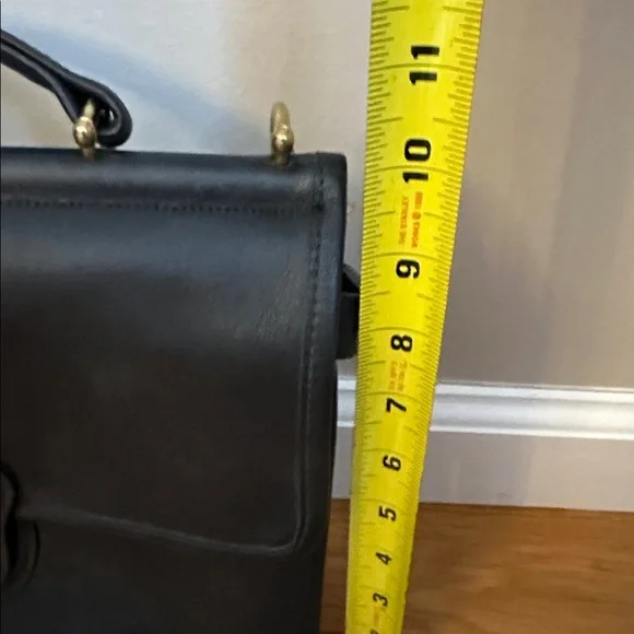 Vintage Black Leather Coach Willis Bag 9927 - Picture 3 of 7